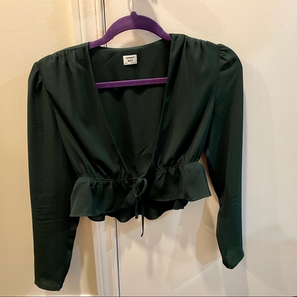 Sunday Best Cropped Tie-Front Blouse 2XS in Forest Green - Picture 2 of 11